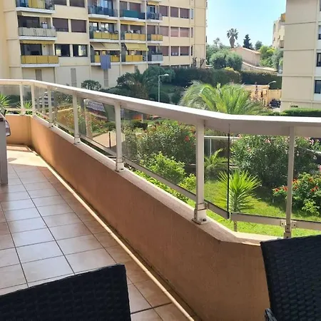 Vue Mer Sur Les Hauteurs De *